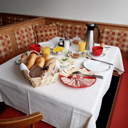 Haus Maria Holzoester Oda ve Kahvaltı Franking