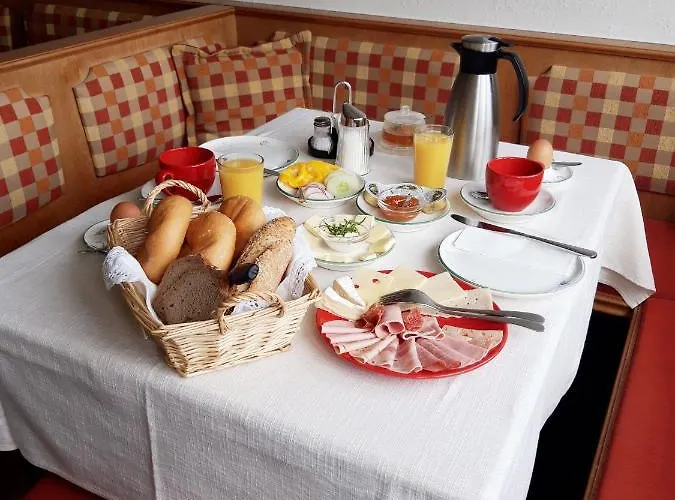 Haus Maria Holzoester Bed and Breakfast Franking